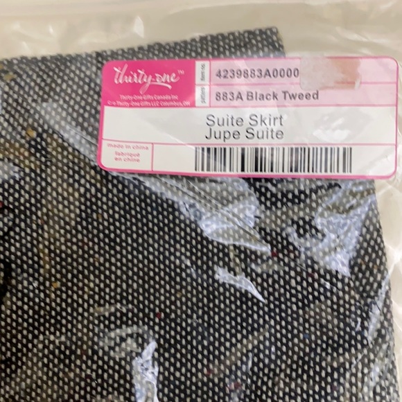 Thirty One “SUITE SKIRT” Black Tweed New In Bag *Skirt Only* - Picture 2 of 5